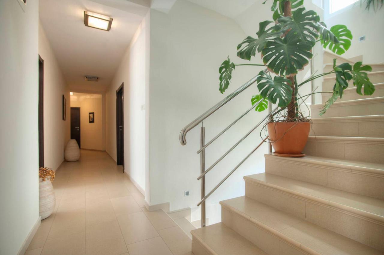Mandir Apartments - Center Будва Экстерьер фото